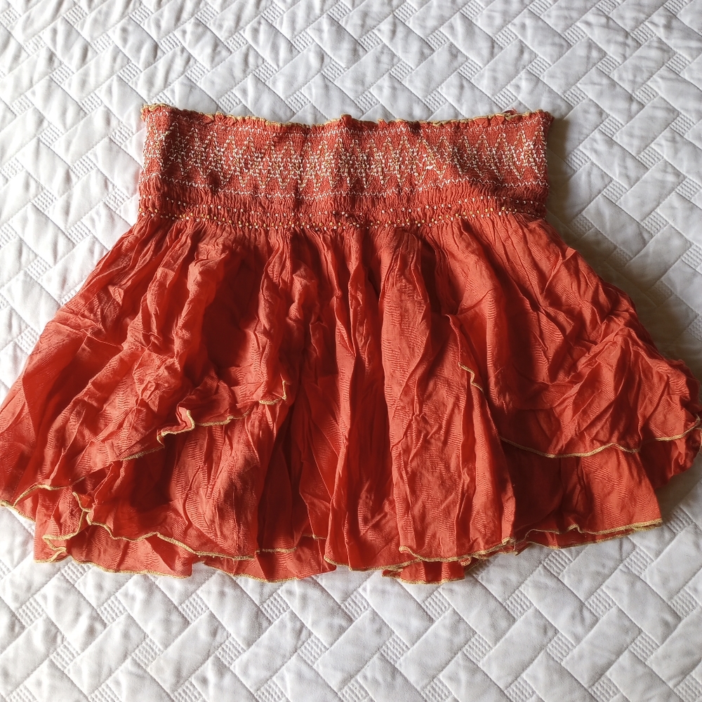 Free people burnt orange/red ruffle skirt beaded like new